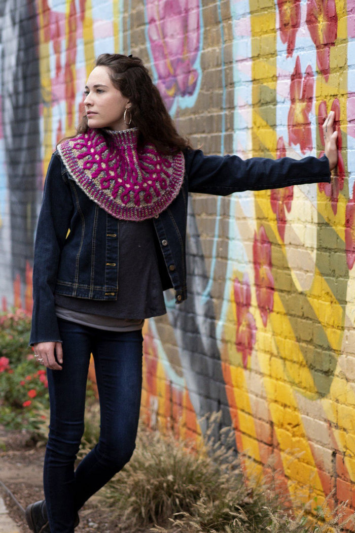 Boudreaux Cowl Pattern Universal Yarn