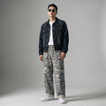 Pantalon cargo camouflage streetwear, coupe ample et multi-poches. K-fashion. - Taille M