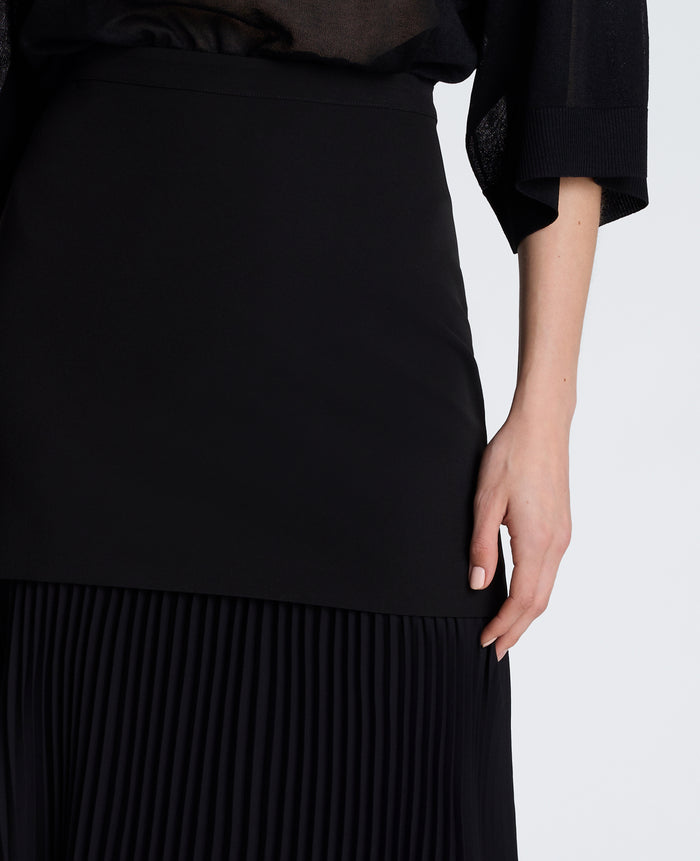 Center Back Zip Pleated Maxi Skirt