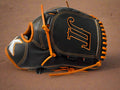 Kachi Gloves — custom pitcher's glove, Japanese Kip leather