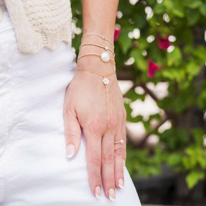 taudrey daisy dreams hand chain
