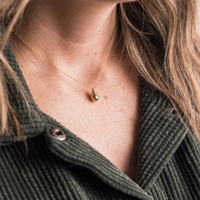 taudrey drop it necklace 3