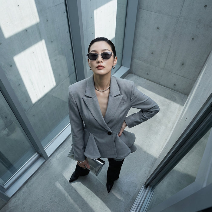 Blazer gris élégant avec volants pour femme - K-fashion