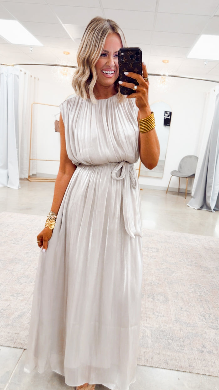 - FINAL SALE - The Simone Maxi Dress