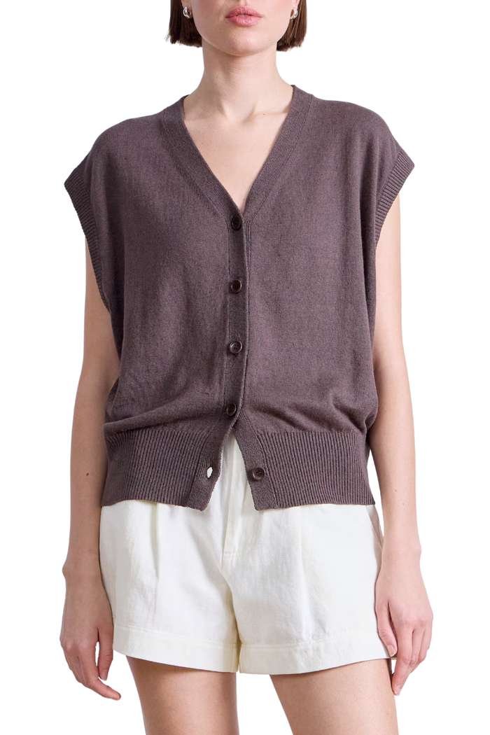 Fine Weight Cropped Vest