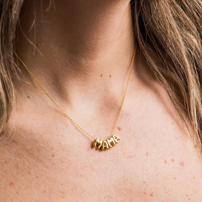 taudrey full of love necklace