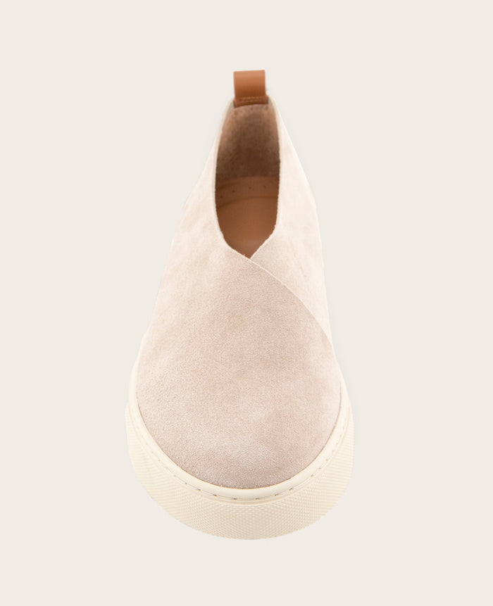 GENTLE SOULS - Cainey Stretch Suede Slip On Sneaker