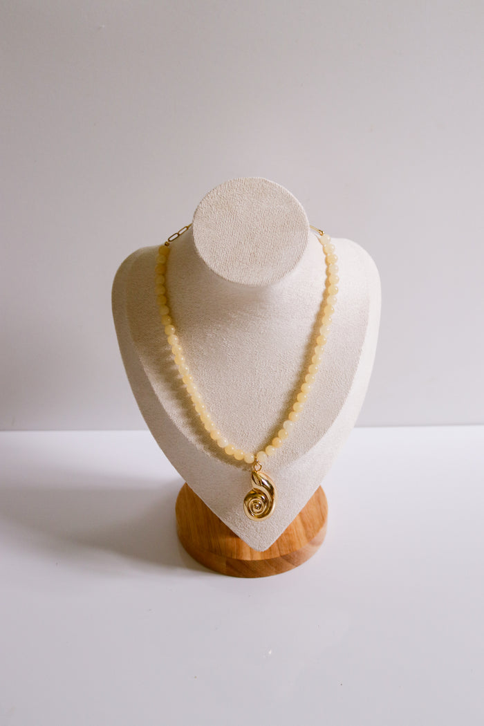 Golden Sands Necklace