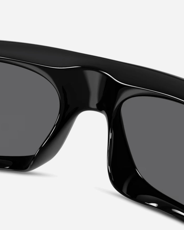Oakley Highland Black Eyewear Sunglasses OO9522 0162