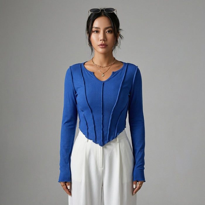 T-shirt tricoté slim fit col V bleu avec coutures exposées - Koreanxwear - Taille S