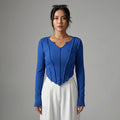 T-shirt tricoté slim fit col V bleu avec coutures exposées - Koreanxwear - Taille S