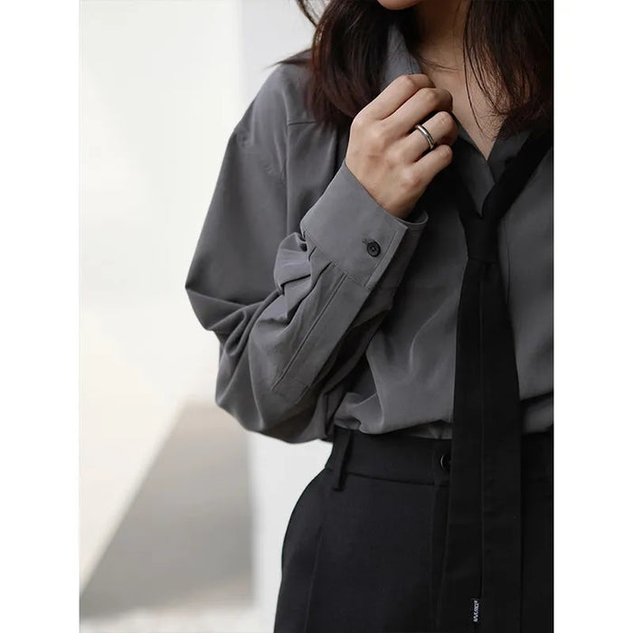 Gray / S