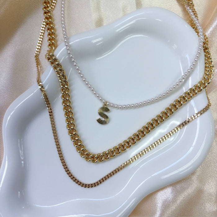 taudrey main character necklace