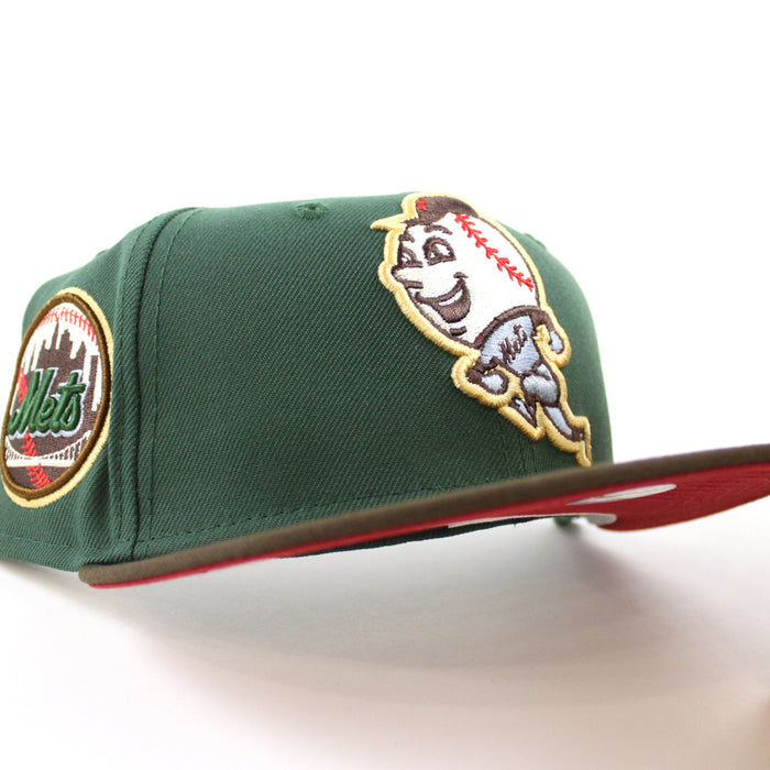 New York Mets Skyline inside Ball New Era 59Fifty Fitted Hat (MOUNTAIN PINE GREEN WALNUT PINOT RED Under Brim)