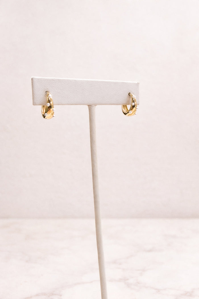 Pearl Girl Earrings