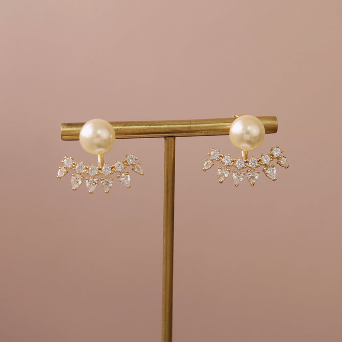 Pearls Can Ear Jacket