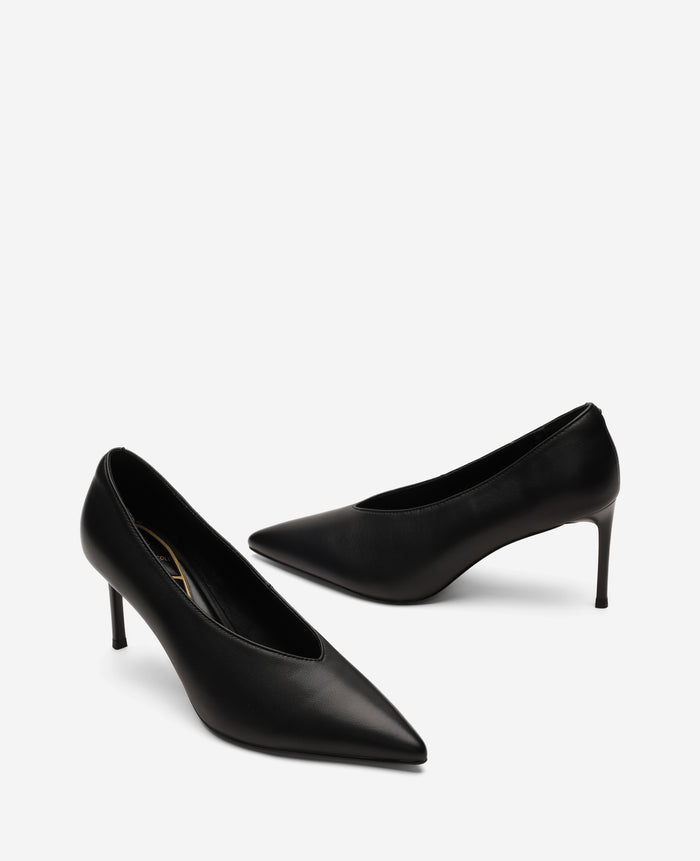 Perfecto Leather High Vamp Pump