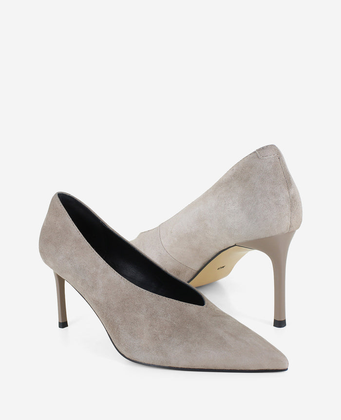 Perfecto Suede High Vamp Pump