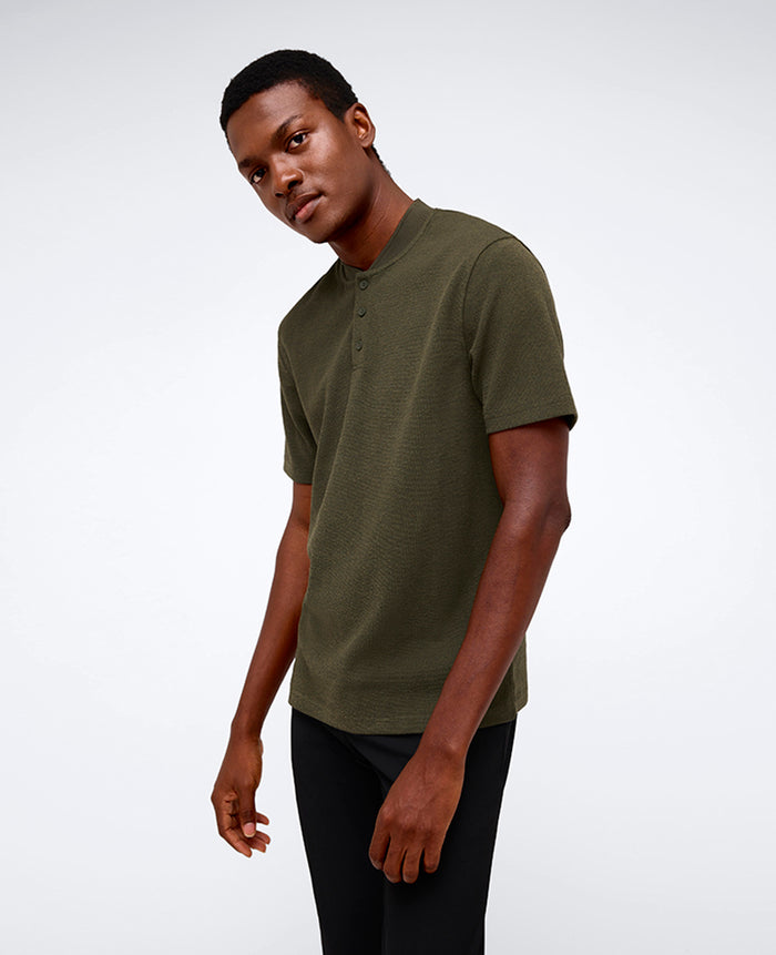 Performance Band-Collar Henley
