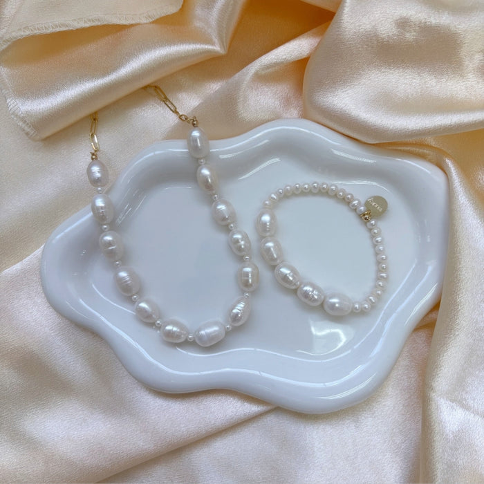 Pretty in Pearls Bracelet