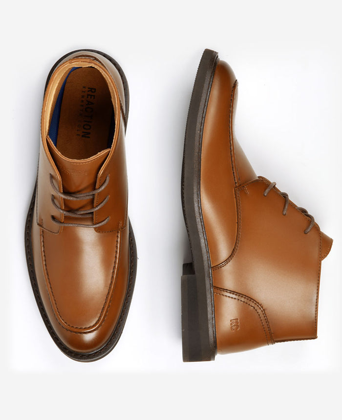 REACTION - Vesto Chukka Boot