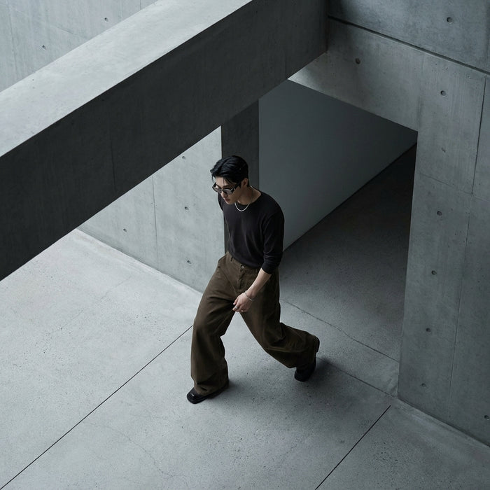 Pantalon cargo ample rétro en coton, style streetwear coréen. Couleur khaki.