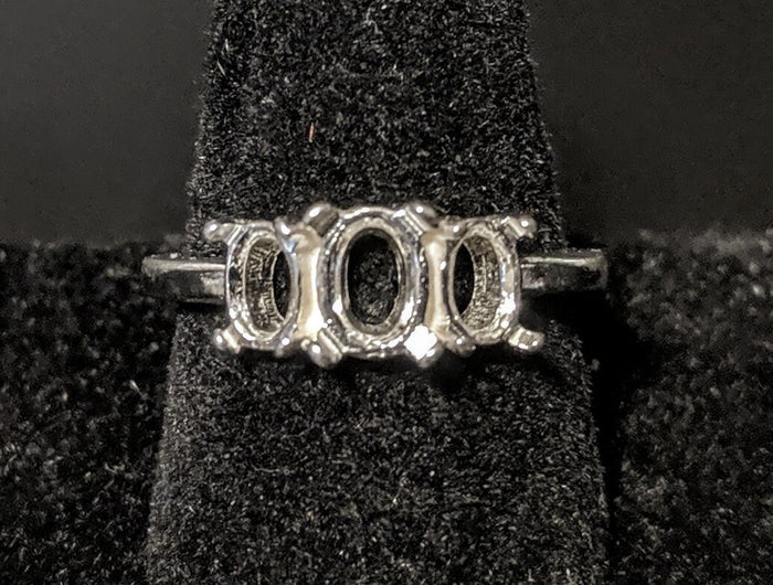Solid Sterling Silver or 14kt Gold 6x4-10x8 Oval w/ Oval Accents blank Pre-Notched Ring setting Size  8 163-551/143-551