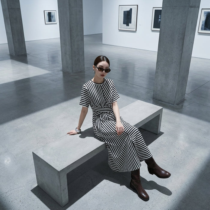 Robe mi-longue rayée noire et blanche K-fashion - Koreanxwear
