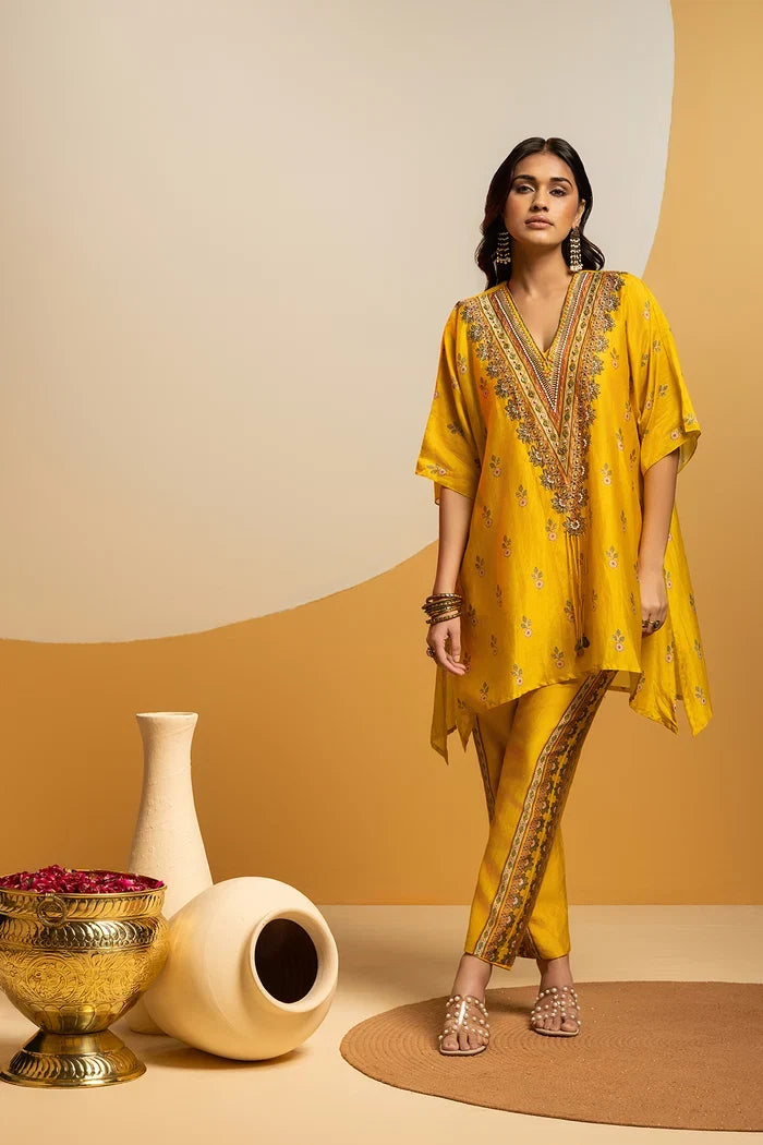 Kurta set online shopping