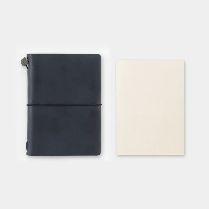 TRAVELER'S Company 008 Sketch Paper Notebook (Passport Size)