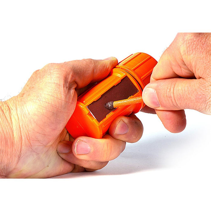 UCO STORMPROOF MATCH KIT - 25 MATCHES